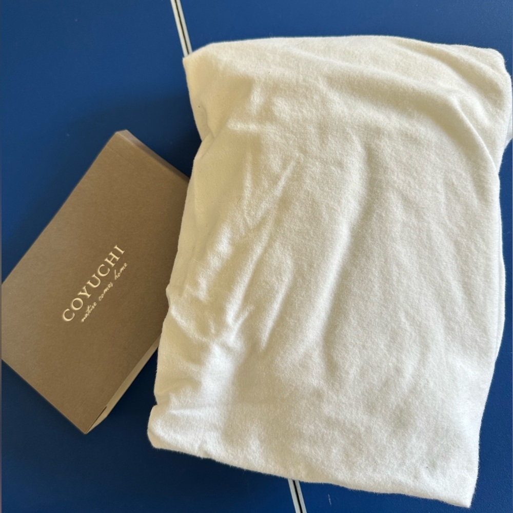 COYUCHI Brushed Flannel Crib Sheet NEW cloud/ off white